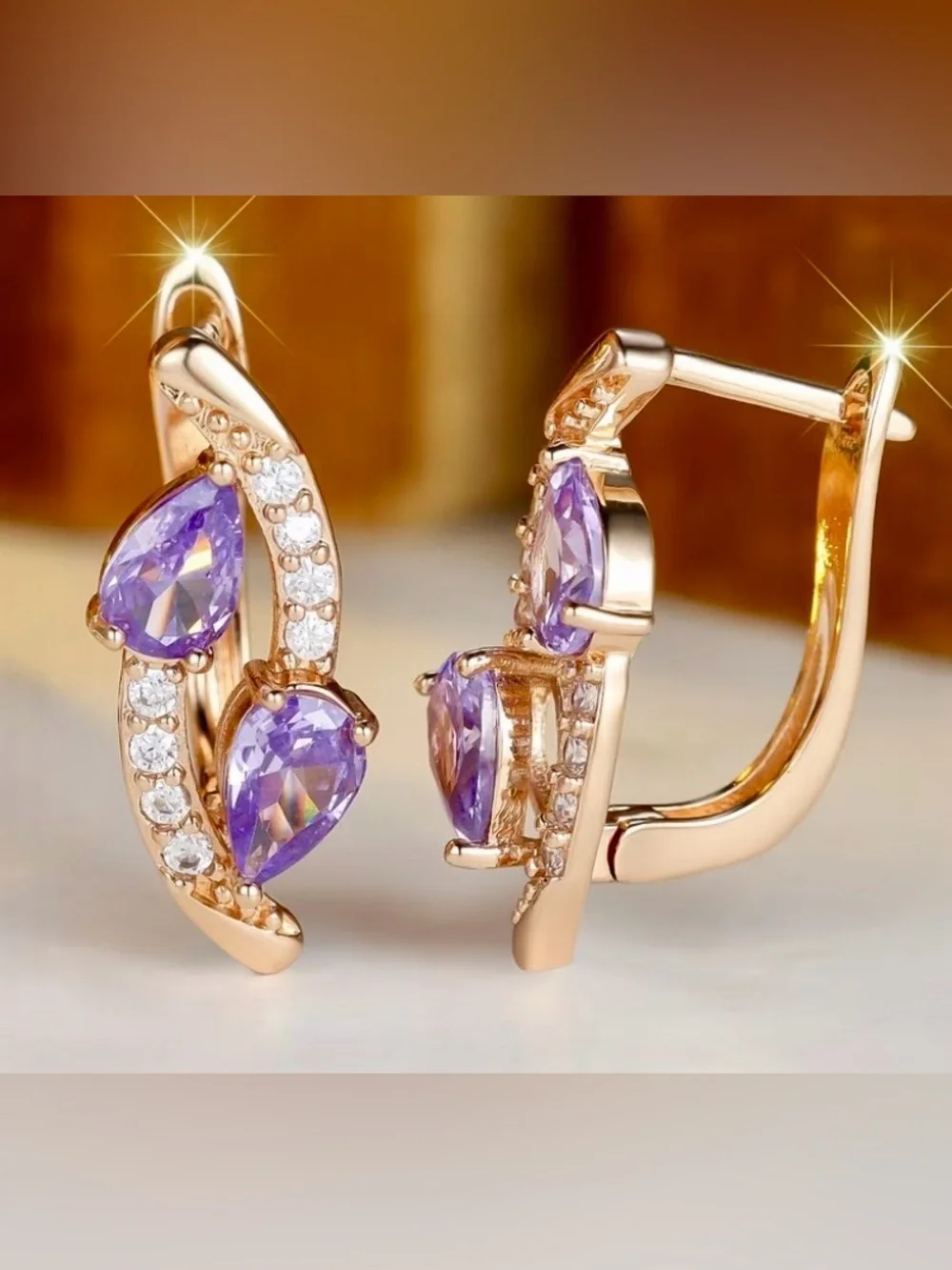N/A elegant gold